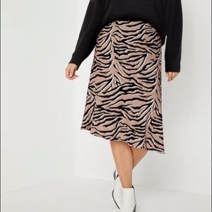 NWT Eloquii Dizzied Zebra Midi slip skirt 18